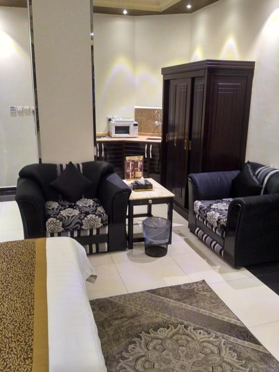 نزل خيال للشقق المخدومه 艾卜哈 外观 照片